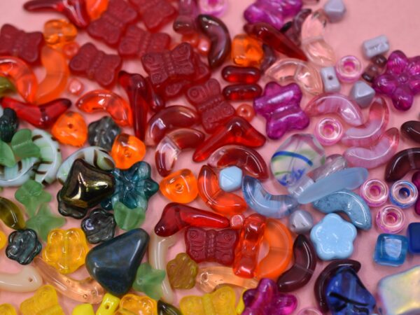 Contas de murano para bijuterias: características e aplicações