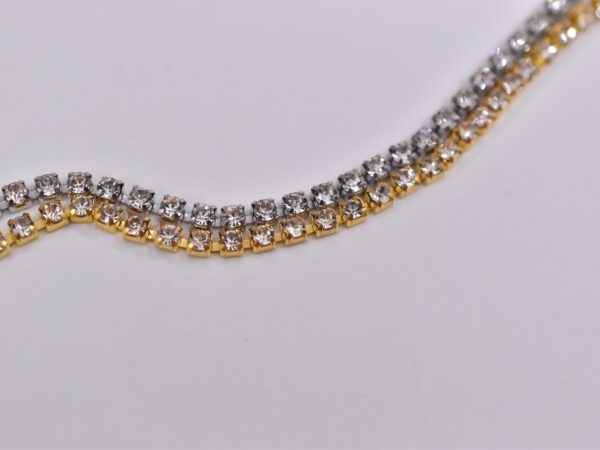 Como usar pedrinha de strass em peças artesanais?